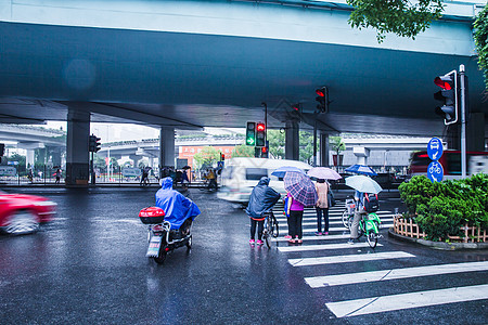 亚丰物业温馨提示：汛期将至，安全出行